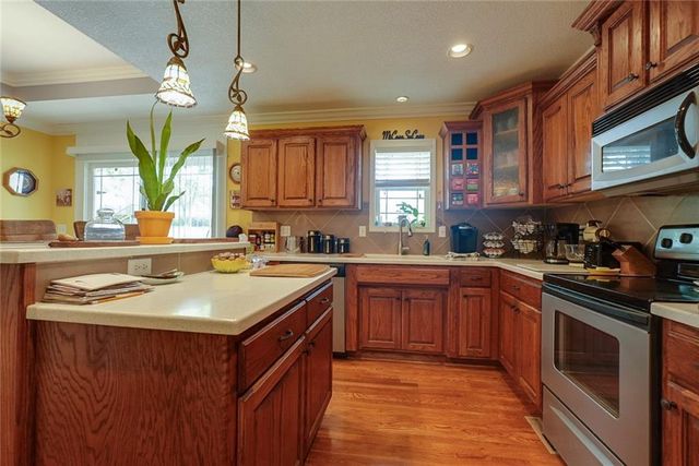 991 Moore Place, Odessa, MO 64076