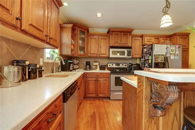 991 Moore Place, Odessa, MO 64076