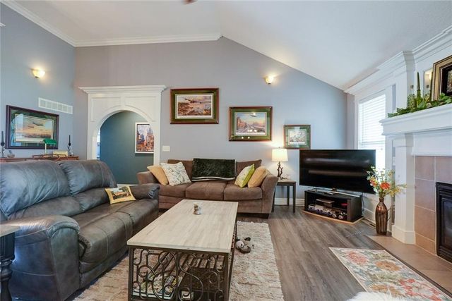 991 Moore Place, Odessa, MO 64076