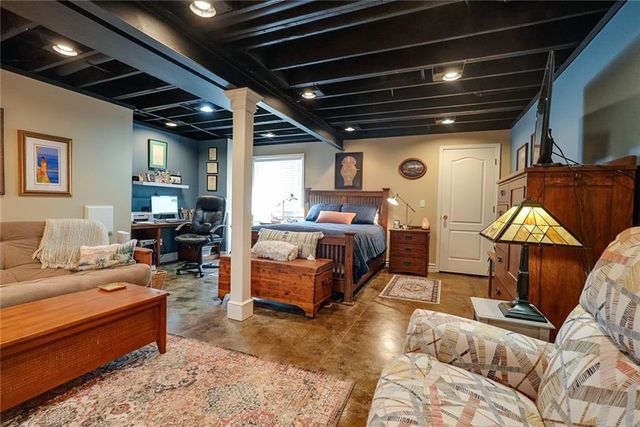 991 Moore Place, Odessa, MO 64076