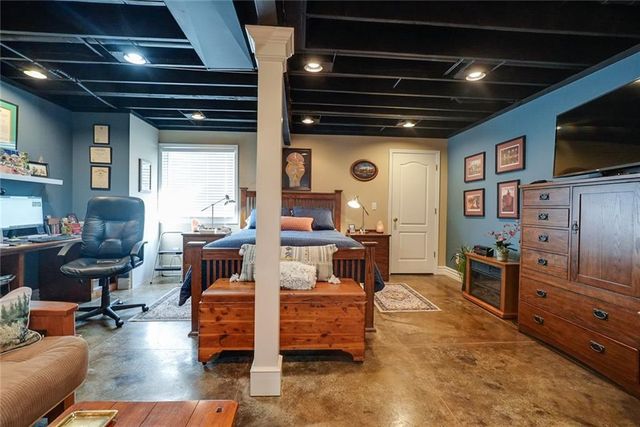 991 Moore Place, Odessa, MO 64076