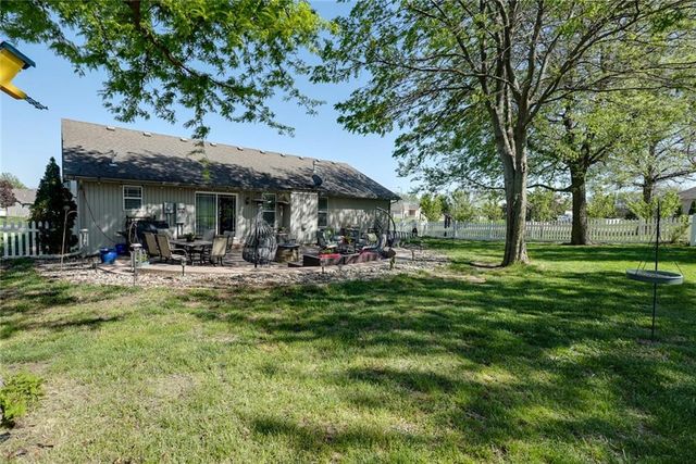 991 Moore Place, Odessa, MO 64076