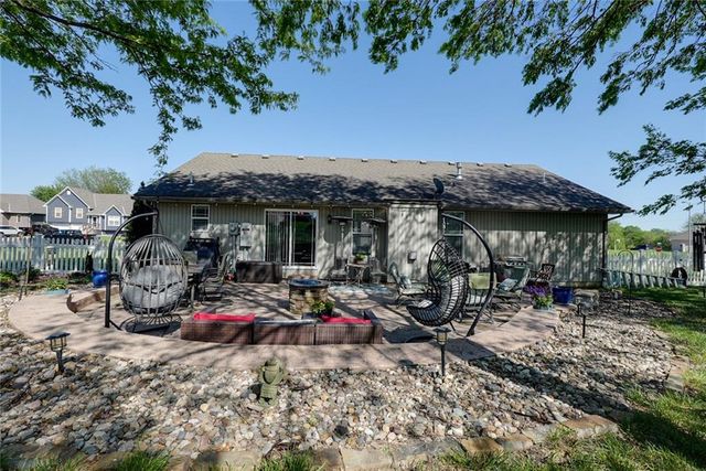 991 Moore Place, Odessa, MO 64076