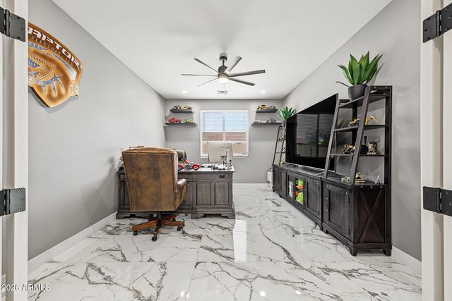 8031 W ENCINAS Lane, Phoenix, AZ 85043