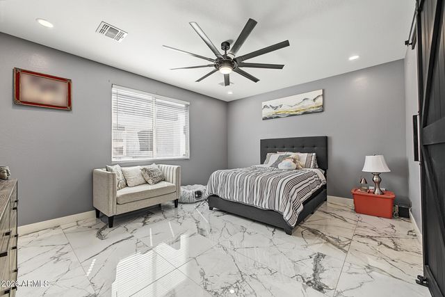 8031 W ENCINAS Lane, Phoenix, AZ 85043