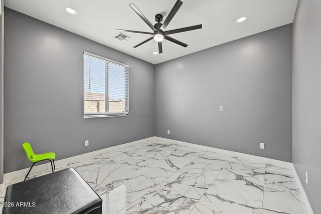 8031 W ENCINAS Lane, Phoenix, AZ 85043