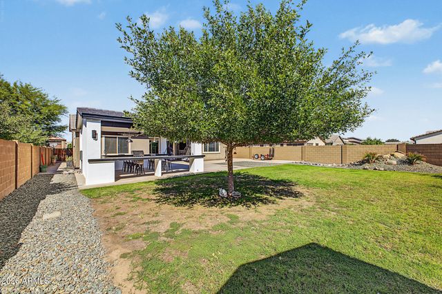 8031 W ENCINAS Lane, Phoenix, AZ 85043