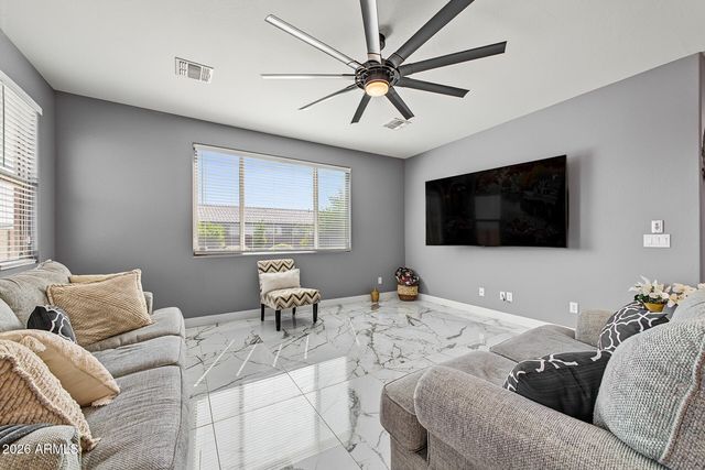 8031 W ENCINAS Lane, Phoenix, AZ 85043