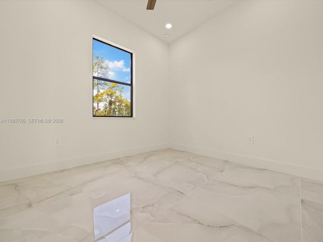 735 Chavers St, Lehigh Acres, FL 33974