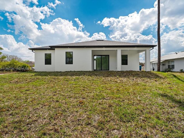 735 Chavers St, Lehigh Acres, FL 33974