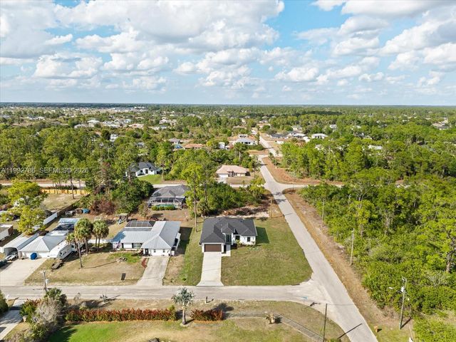 735 Chavers St, Lehigh Acres, FL 33974