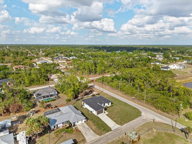 735 Chavers St, Lehigh Acres, FL 33974