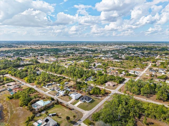 735 Chavers St, Lehigh Acres, FL 33974