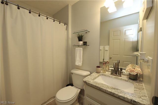 5240 Bringham Drive, Brunswick, OH 44212