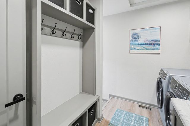 309 Independence Street, Pella, IA 50219