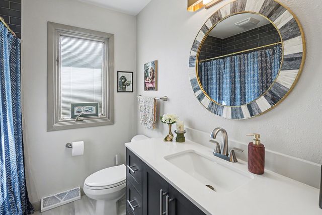 309 Independence Street, Pella, IA 50219