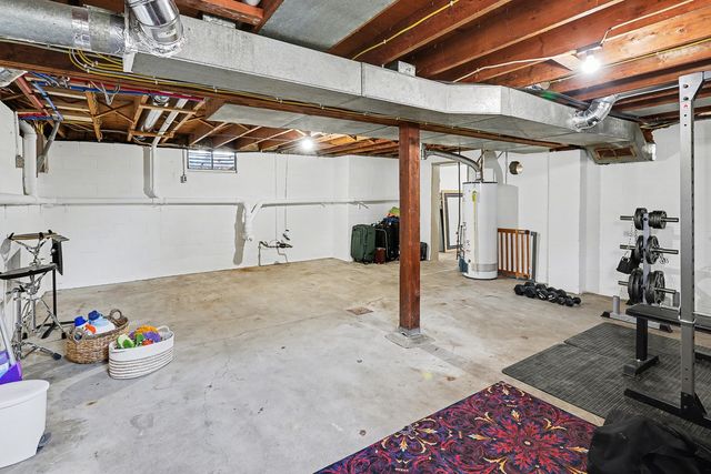 309 Independence Street, Pella, IA 50219