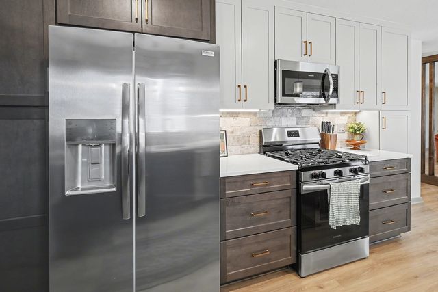 309 Independence Street, Pella, IA 50219