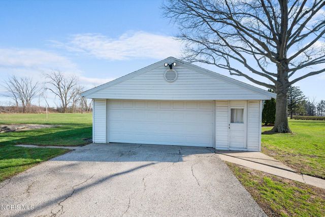 23070 Lemoyne Road, Perrysburg, OH 43551