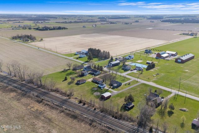 23070 Lemoyne Road, Perrysburg, OH 43551