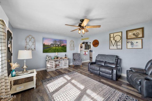 23070 Lemoyne Road, Perrysburg, OH 43551