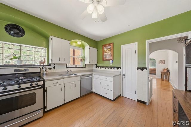 4132 Tyrolean Avenue, St Louis, MO 63116