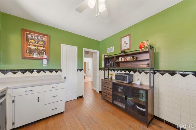 4132 Tyrolean Avenue, St Louis, MO 63116