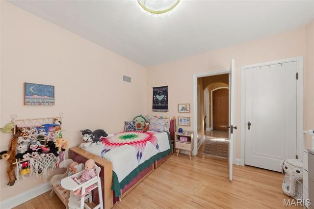 4132 Tyrolean Avenue, St Louis, MO 63116