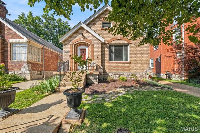 4132 Tyrolean Avenue, St Louis, MO 63116