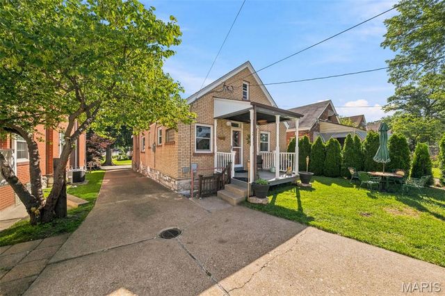 4132 Tyrolean Avenue, St Louis, MO 63116