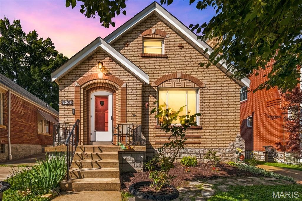 4132 Tyrolean Avenue, St Louis, MO 63116