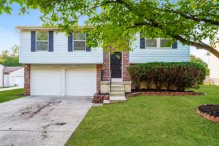 2400 Warfield Drive, Grove City, OH 43123