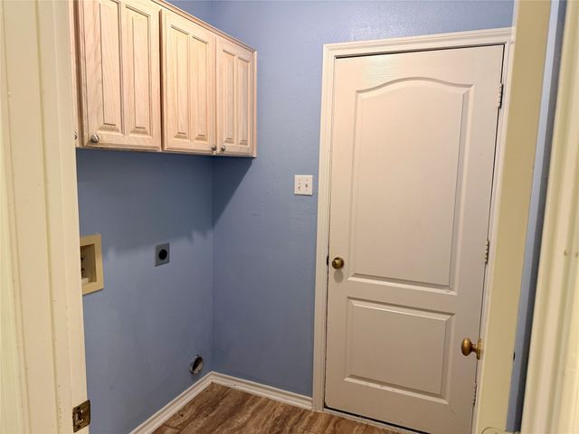 7632 Arbor Ridge Court, Fort Worth, TX 76112