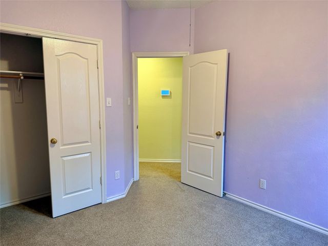 7632 Arbor Ridge Court, Fort Worth, TX 76112