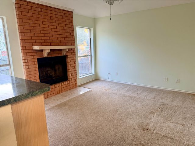 7632 Arbor Ridge Court, Fort Worth, TX 76112