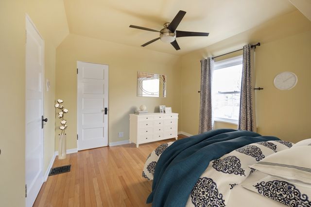 7113 N Wolcott Avenue, Chicago, IL 60626