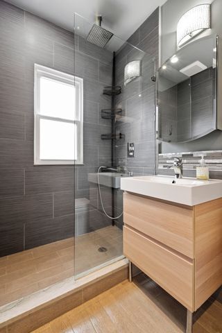 7113 N Wolcott Avenue, Chicago, IL 60626