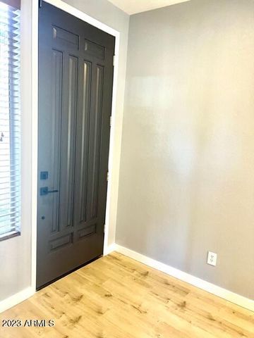 1481 W Hawk Way, Chandler, AZ 85286