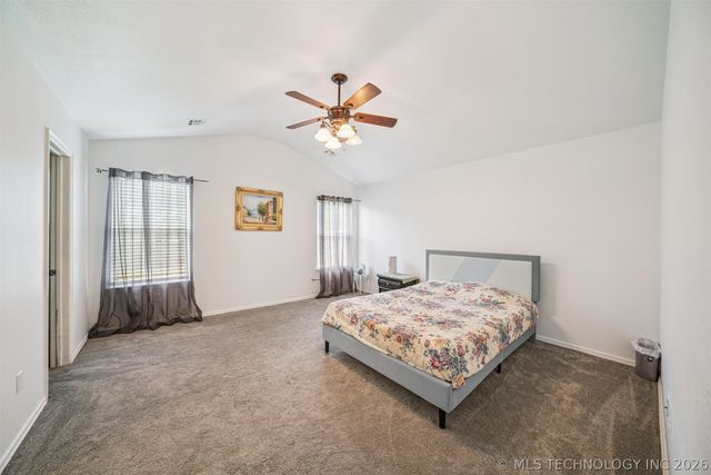 6618 E 130th Place S, Bixby, OK 74008