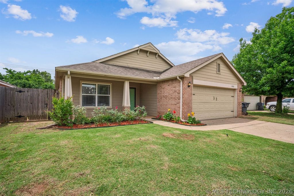 6618 E 130th Place S, Bixby, OK 74008