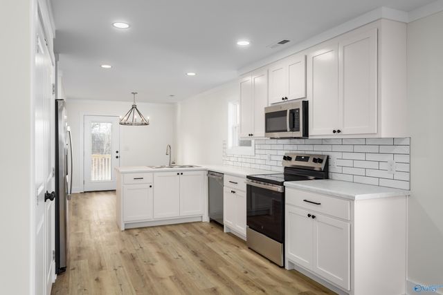 803 SW 14th Avenue, Sheffield, AL 35660