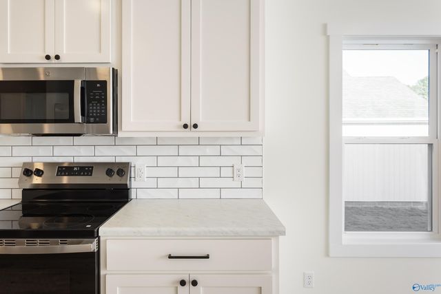 803 SW 14th Avenue, Sheffield, AL 35660