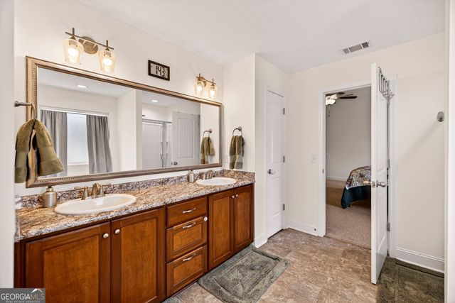 408 Fairview Circle, Hinesville, GA 31313