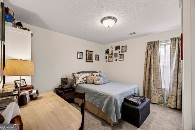 408 Fairview Circle, Hinesville, GA 31313