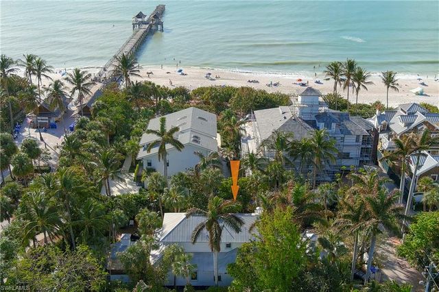 61 12th AVE S, Naples, FL 34102