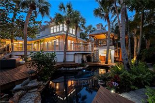 61 12th AVE S, Naples, FL 34102