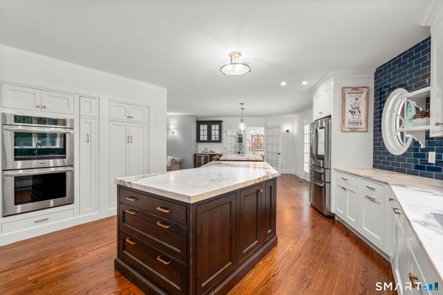 20 Cherry Lane, Wilton, CT 06897