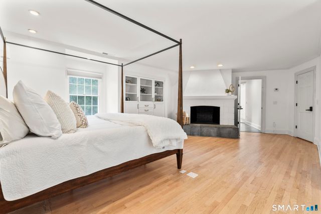 20 Cherry Lane, Wilton, CT 06897
