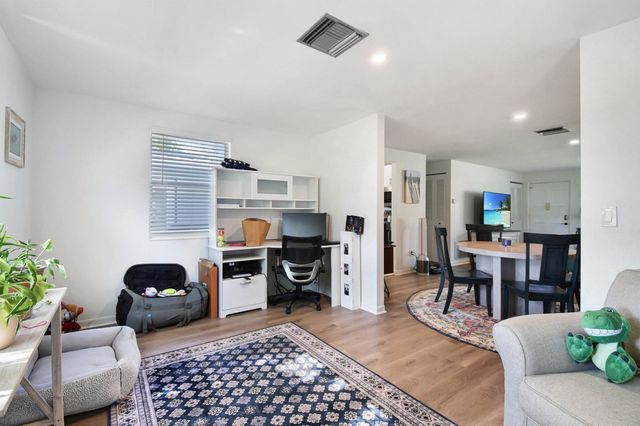 919 Viscaya Blvd, St Augustine, FL 32086