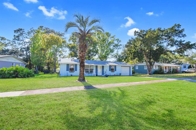 919 Viscaya Blvd, St Augustine, FL 32086